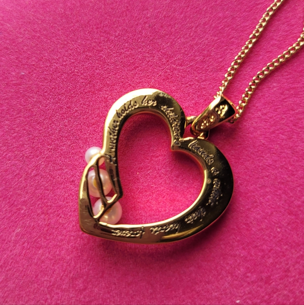 Mom Necklace - Picture 4 of 7